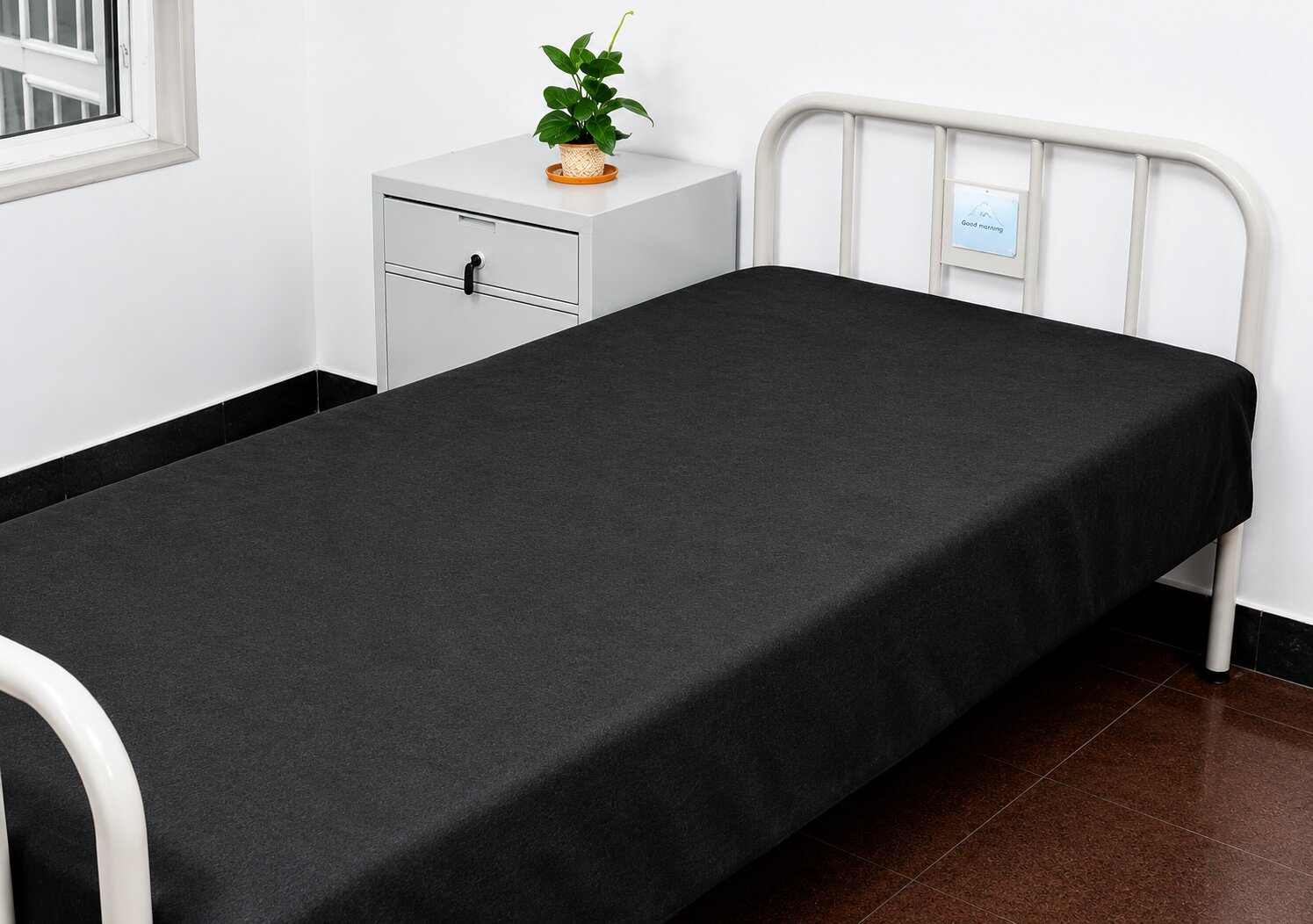 Black Disposable Bed Sheet